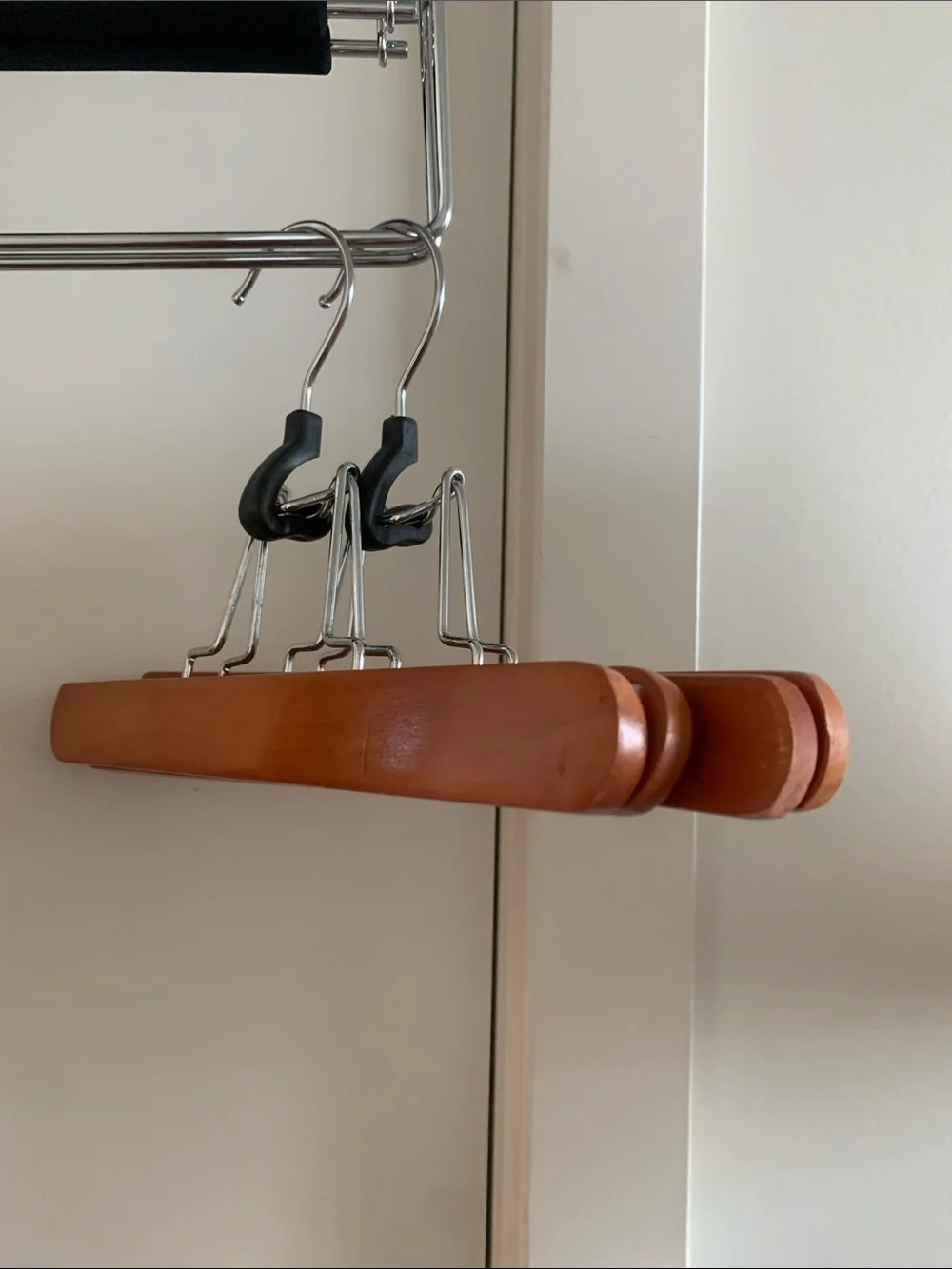 6 pieces, Closet Chrome Multi-Tier and Wooden Pants Hanger with Black Foam Bars